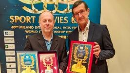 Případ Modrý získal hlavní cenu Guirlande d´Honneur. Zleva Martin Novosad, Jakub Bažant